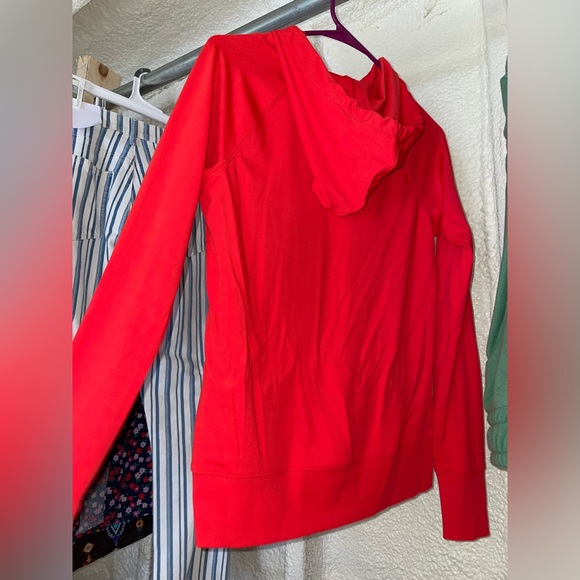 Lou & grey hooded top - Picture 2 of 3